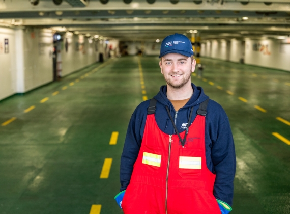 NFL Deckhand - Tyler Jones