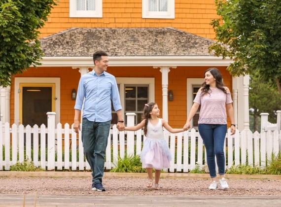 family visiting Avonlea Village